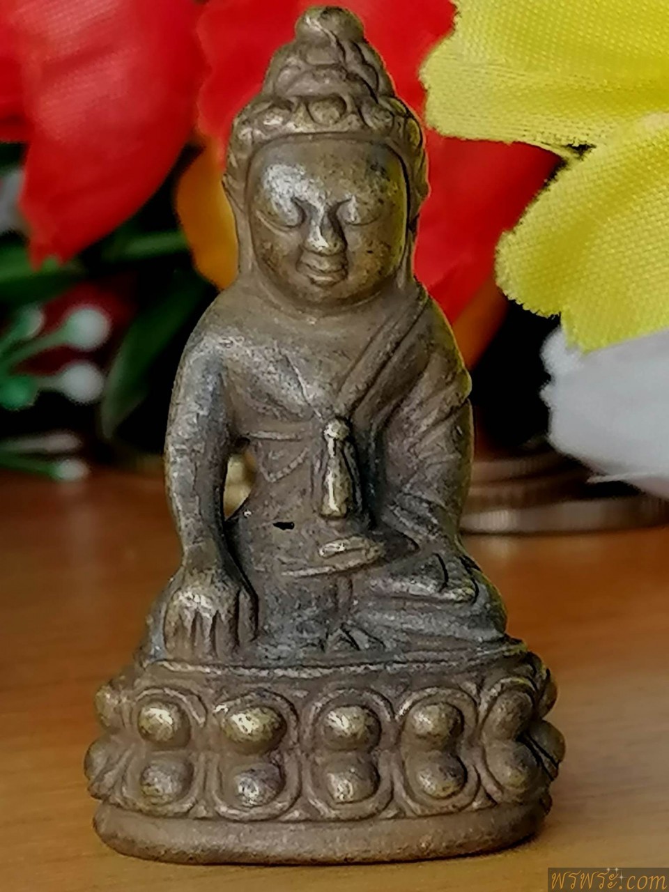 ส่ง จ.เชียงใหม่//พระกริ่งปวเรศ วิมุตติสุข ก้นครก เนื้อสัมฤทธิ์ กริ่งดัง//ช้างบัวหลัง ตอกโค๊กหยดน้ำใหญ่ หายาก