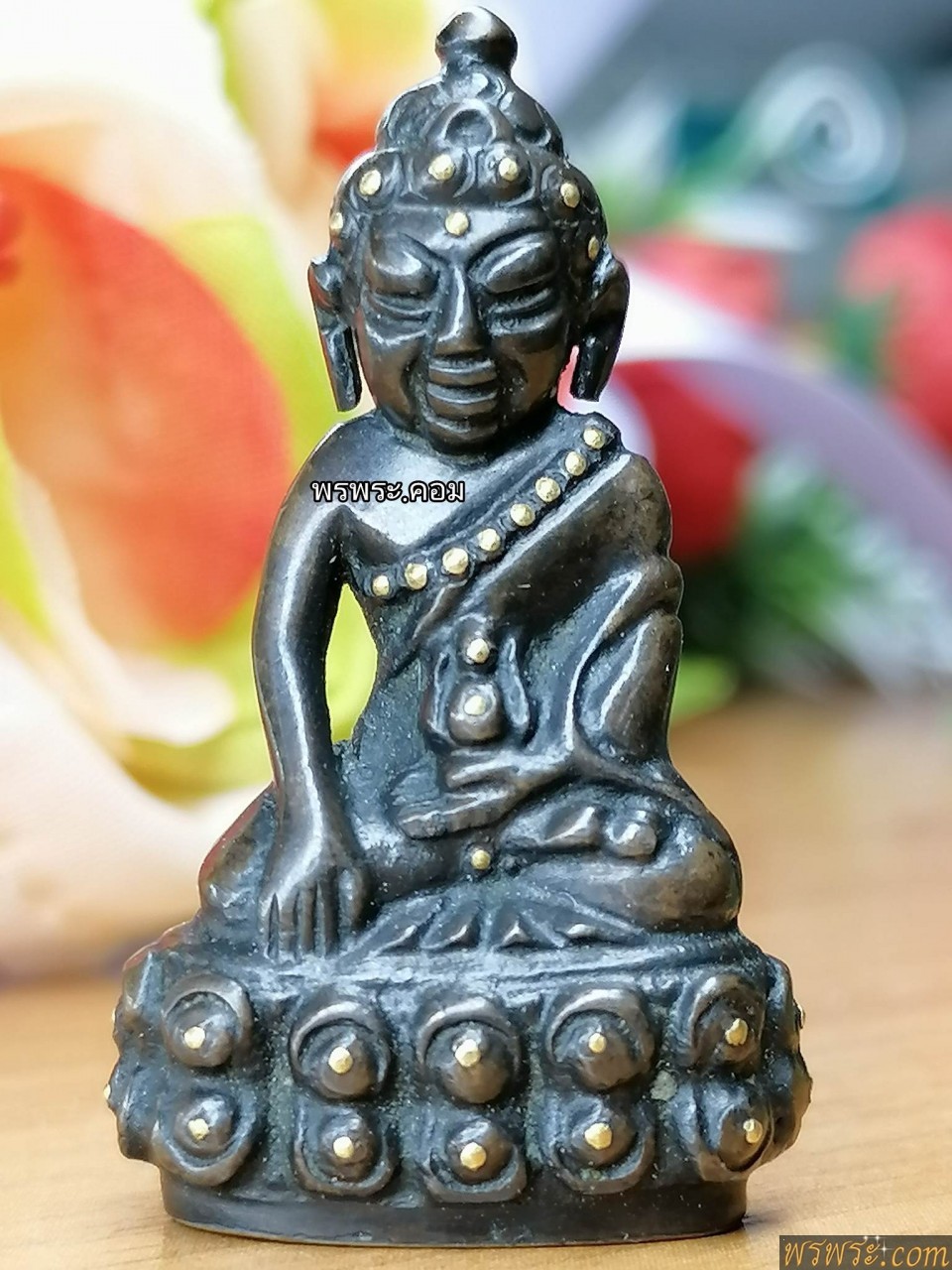 เพิ่อศึกษา วทพ/พระกริ่ง มังกรทอง พิมพ์เล็ก อุณาโลมหมุดทองคำ สังวาลหมุดทอง พระศกหมุดทอง บัวหมุดทองคำ หลังตอกพระอาทิตย์ ฝังหมุดทองคำ เนื้อสัมฤทธิ์ กริ่งดัง/พบ1องค์ ณ.วันที่12/07/2566