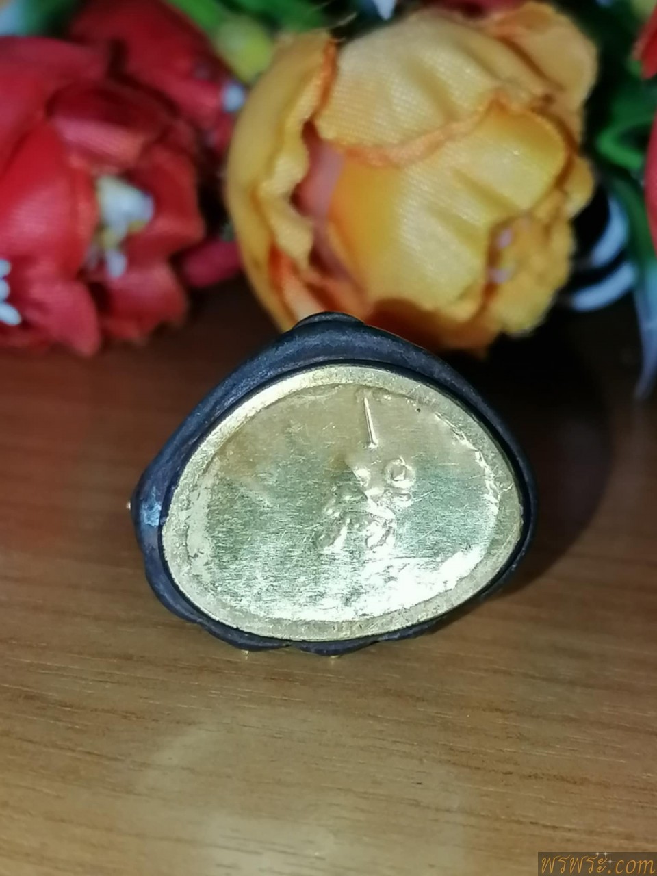 พระกริ่งปวเรศ หมุุุุุุุดทอง แผ่นปิดใต้ฐาน ทองคำ จารย์ เนื้อสำริด กริ่งดัง