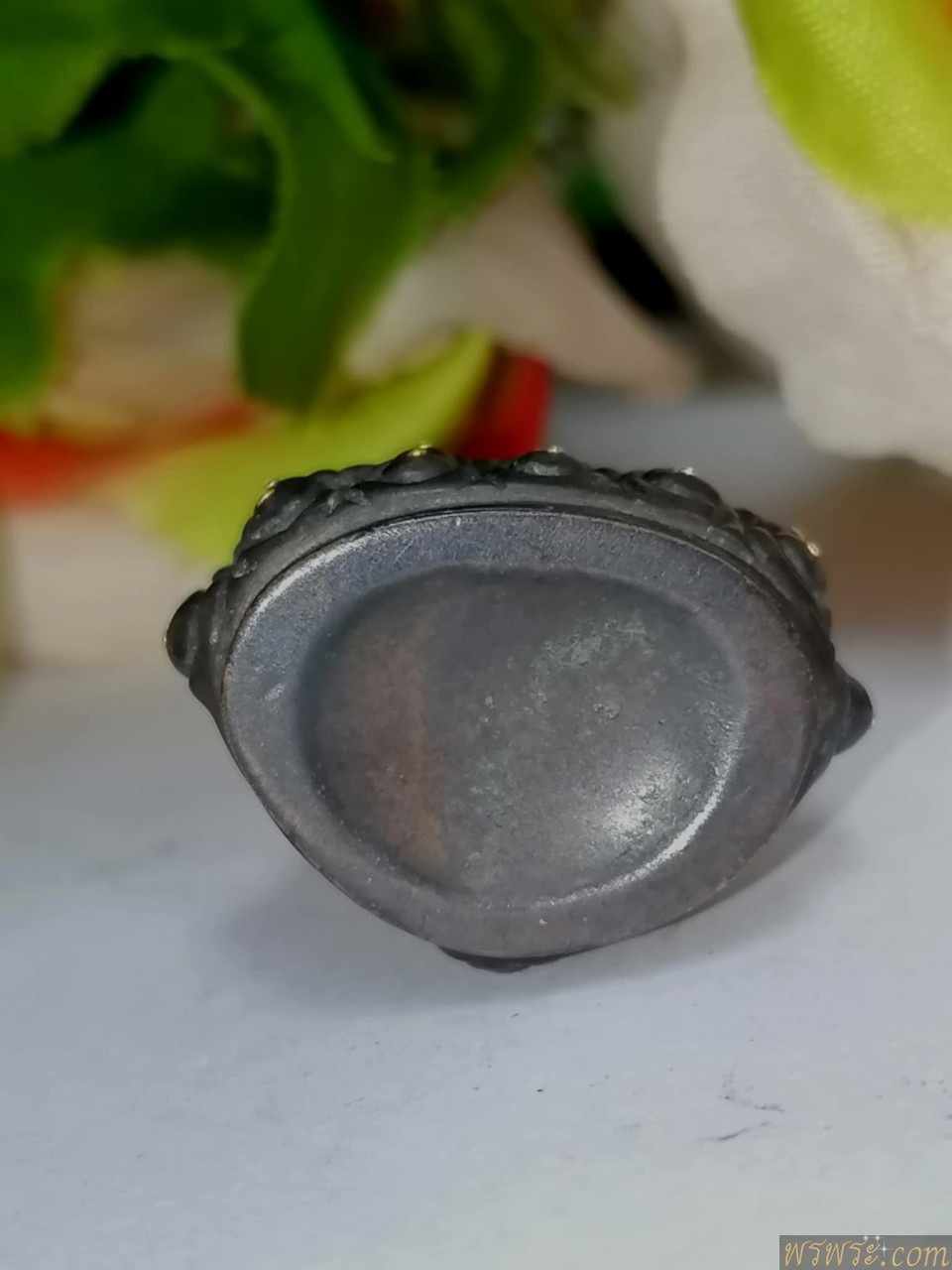 ส่ง กทม//พระกริ่งปวเรศ ร.๕จีวรลาย หมุดทอง  เนื้อสำริด กริ่งดัง