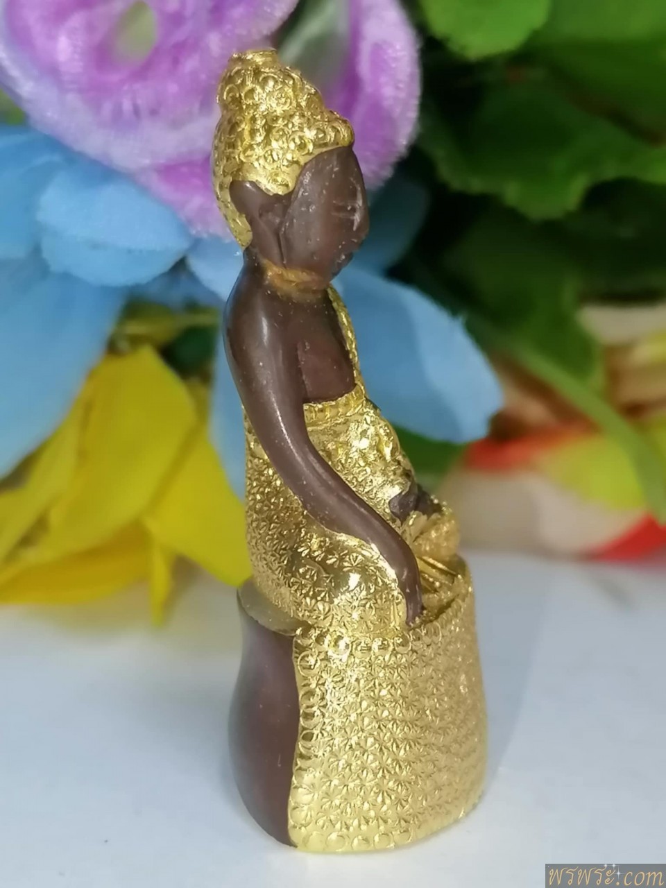 พระกริ่งปวเรศ ทาทองคำ เนื้อสำริด ใต้ฐาน อักษร จีนมงคล กริ่งดังพิมพ์นี้ พบ1องค์ ณ.วันที่22/12/2568