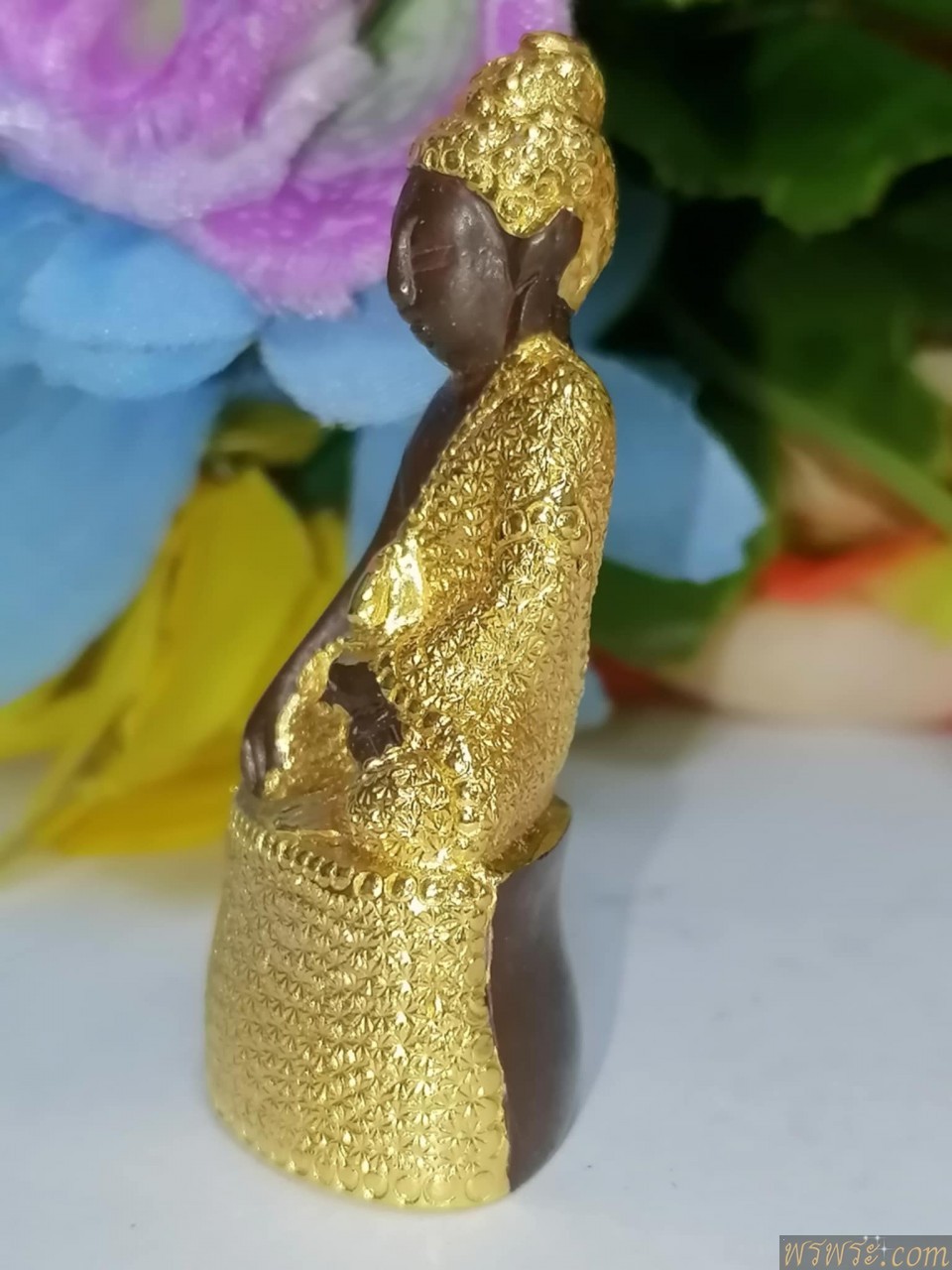 พระกริ่งปวเรศ ทาทองคำ เนื้อสำริด ใต้ฐาน อักษร จีนมงคล กริ่งดังพิมพ์นี้ พบ1องค์ ณ.วันที่22/12/2568