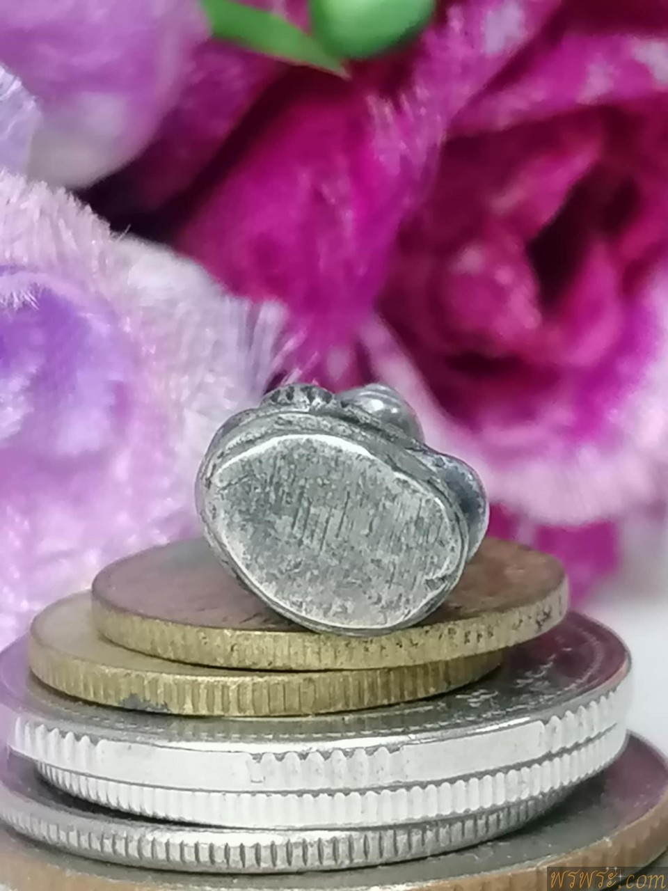 พระชัยวัฒน์ เนื้อเงิน