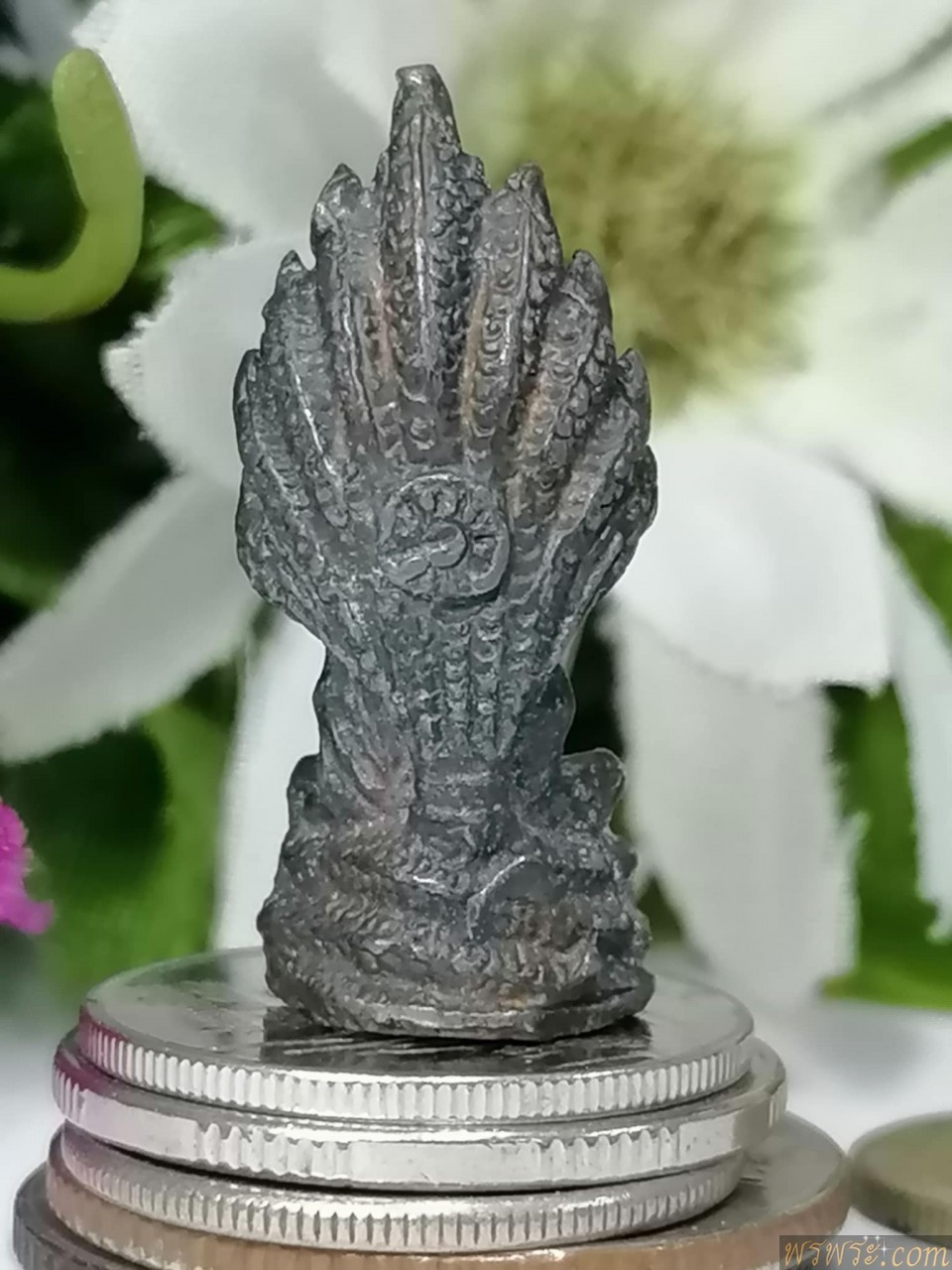 พระชัยวัฒน์ สมเด็จพุฒาจารย์ โต นาคปรก เนื้อชินตะกั่ว หล่อตัน ไม่ทราบที่ี