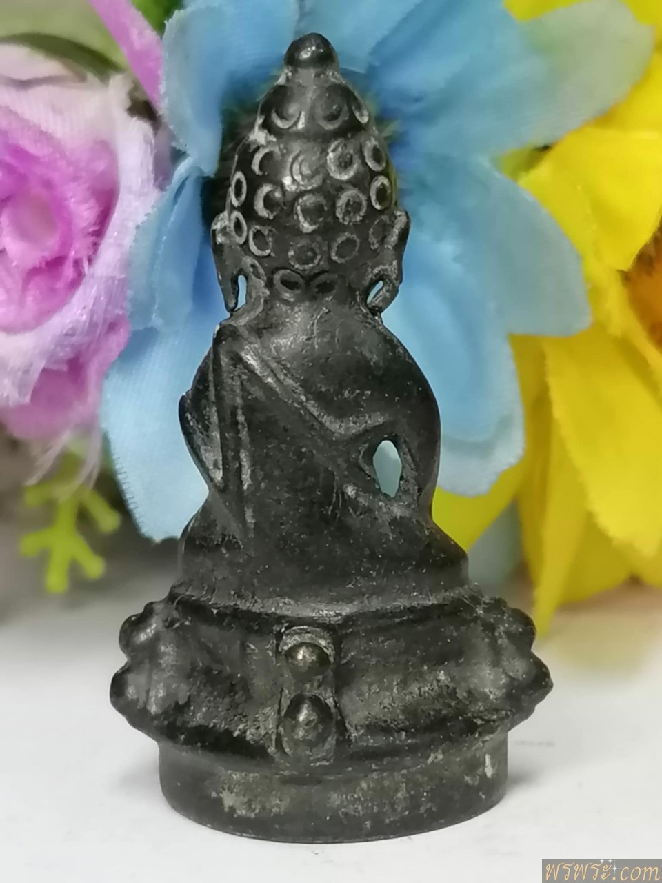 พระกริ่ง ปทุมสุริยวงศ์ ใต้ฐานแผ่นเงิน เนื้อเงินสำริดเงิน กริ่งดัง หายาก