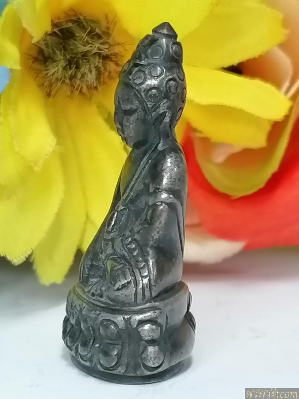 พระกริ่งปวเรศ เนื้อเงินสำริดเงิน กริ่งดัง ใต้ฐาน มีรอยจารย์