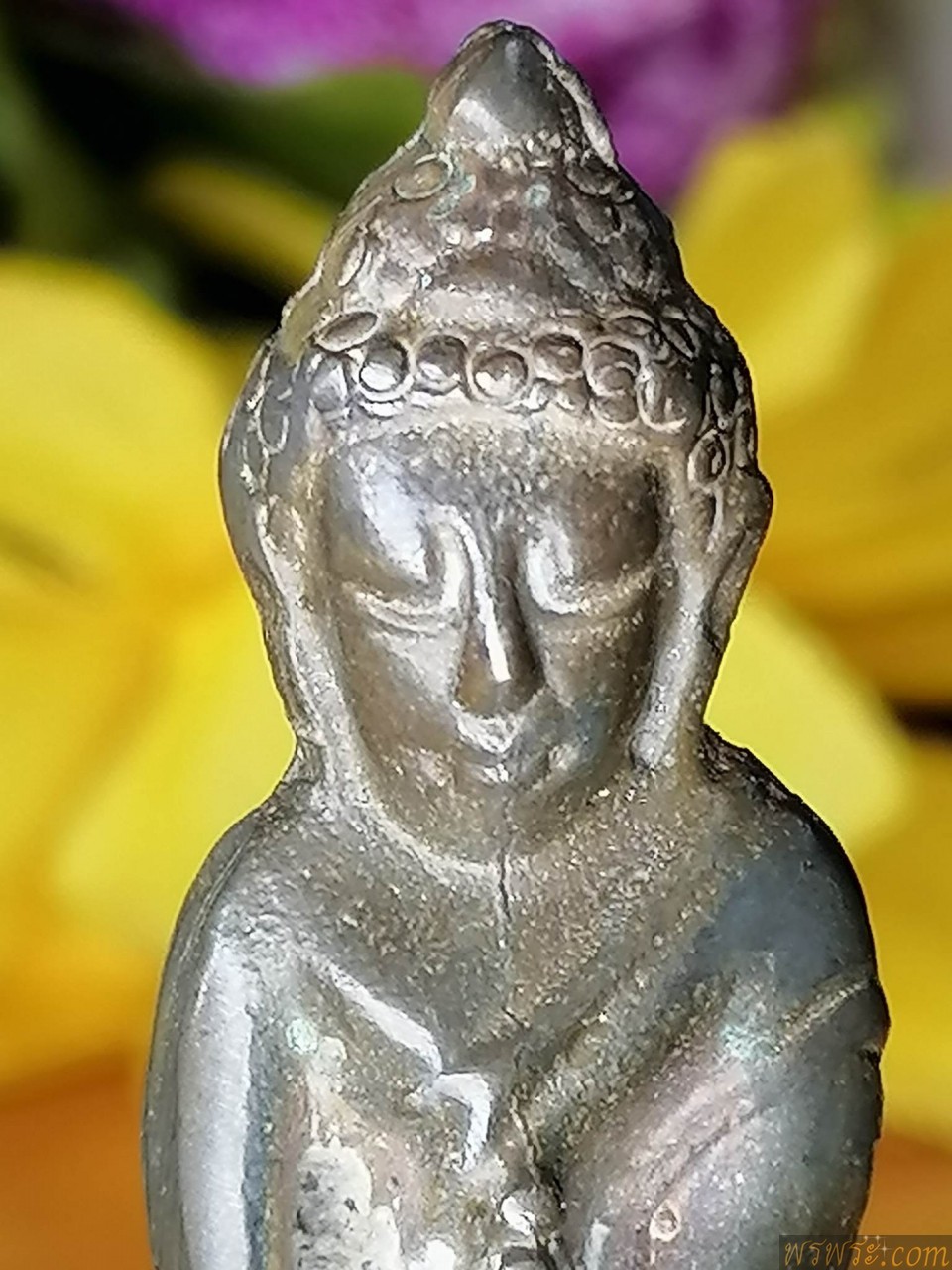 พระกริ่ง เนื้อสัมฤทธิ์เงิน กริ่งดัง ก่อนปี2500