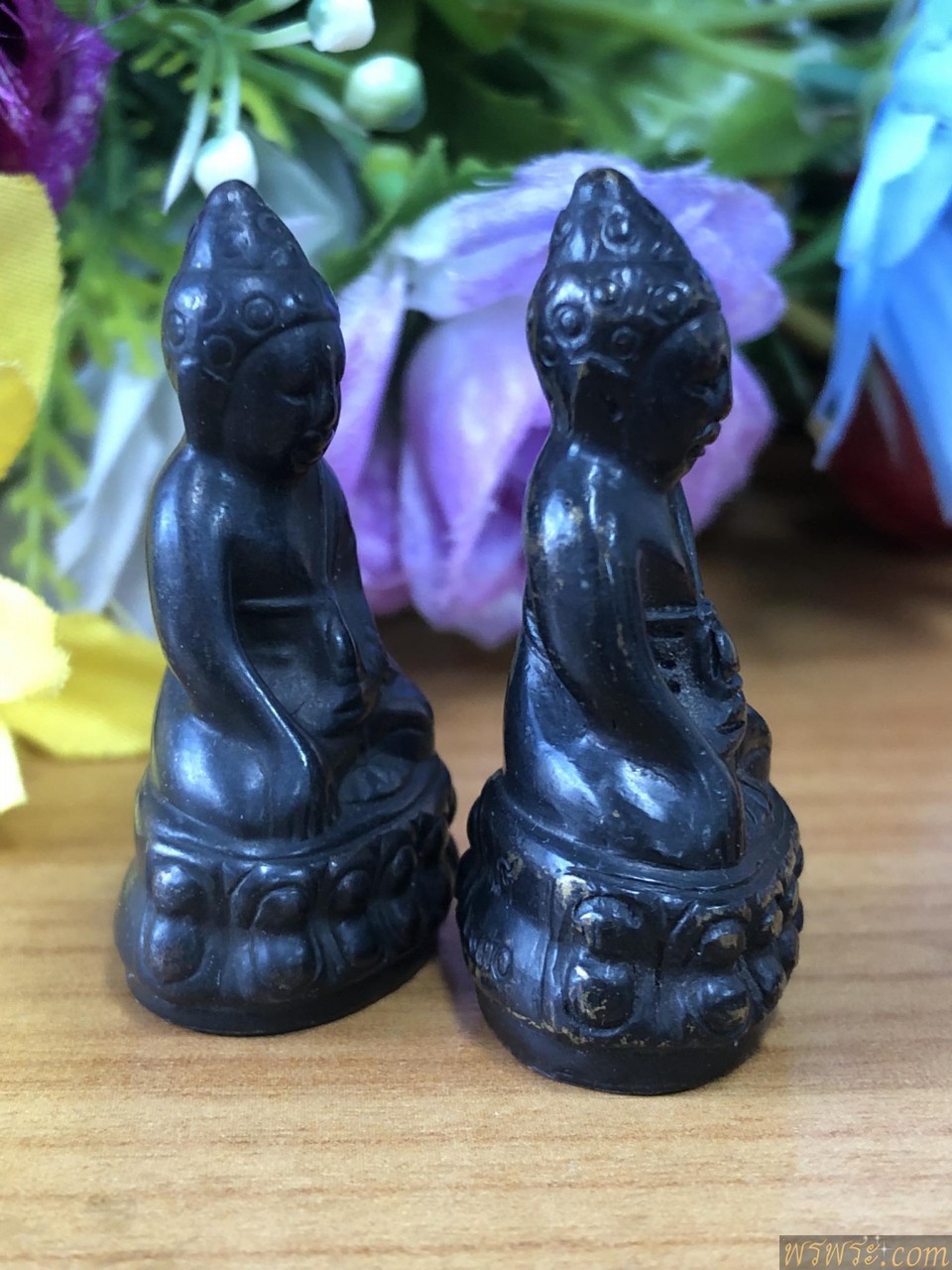 พระกริ่งปวเรศ สมบูรณ์พูนสุข เนื้อสัมฤทธิ์ กริ่งดัง//ปิดองค์ที่2