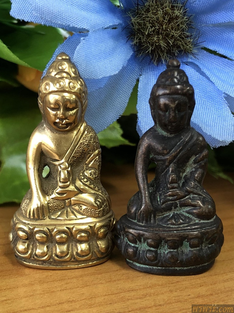 พระกริ่งปวเรศ เนื้อสัมฤทธิ์ กริ่งดัง/2องค์// ปิดองค์ที่1 ใต้ฐานมังกร