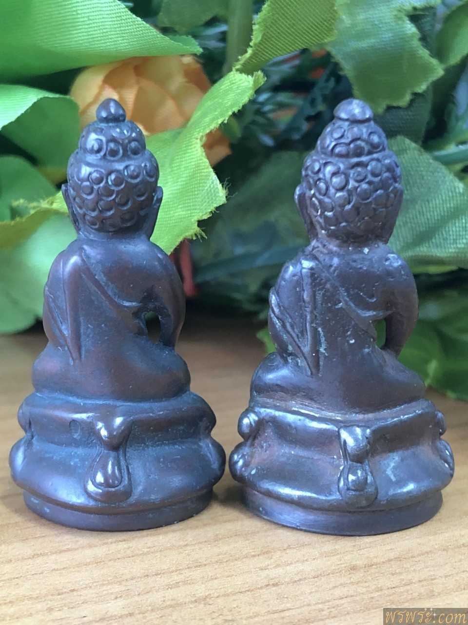 พระกริ่งปวเรศ เนื้อสัมฤทธิ์ กริ่งดัง ก่อนปี2500//2องค์