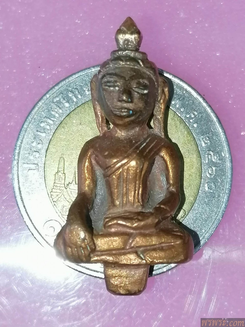 พระยอดธง เนื้อสีนาค