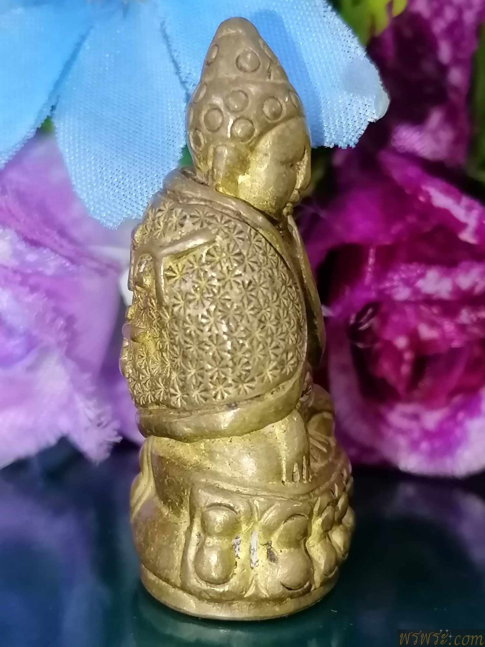 ส่ง จ พิษณุโลก//พระกริ่ง ปวเรศ ร.๕ ห่มคลุมตอกลาย อักษรนูน มีรอยจารย์ หลังฐาน ใต้ฐาน เนื้อสำริด กริ่งดัง