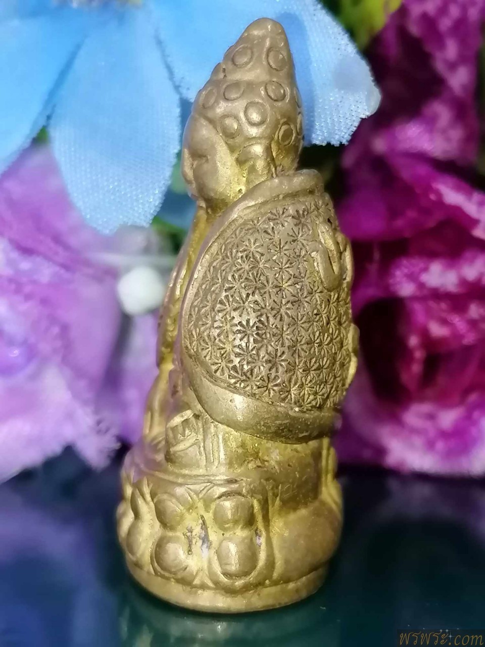 ส่ง จ พิษณุโลก//พระกริ่ง ปวเรศ ร.๕ ห่มคลุมตอกลาย อักษรนูน มีรอยจารย์ หลังฐาน ใต้ฐาน เนื้อสำริด กริ่งดัง