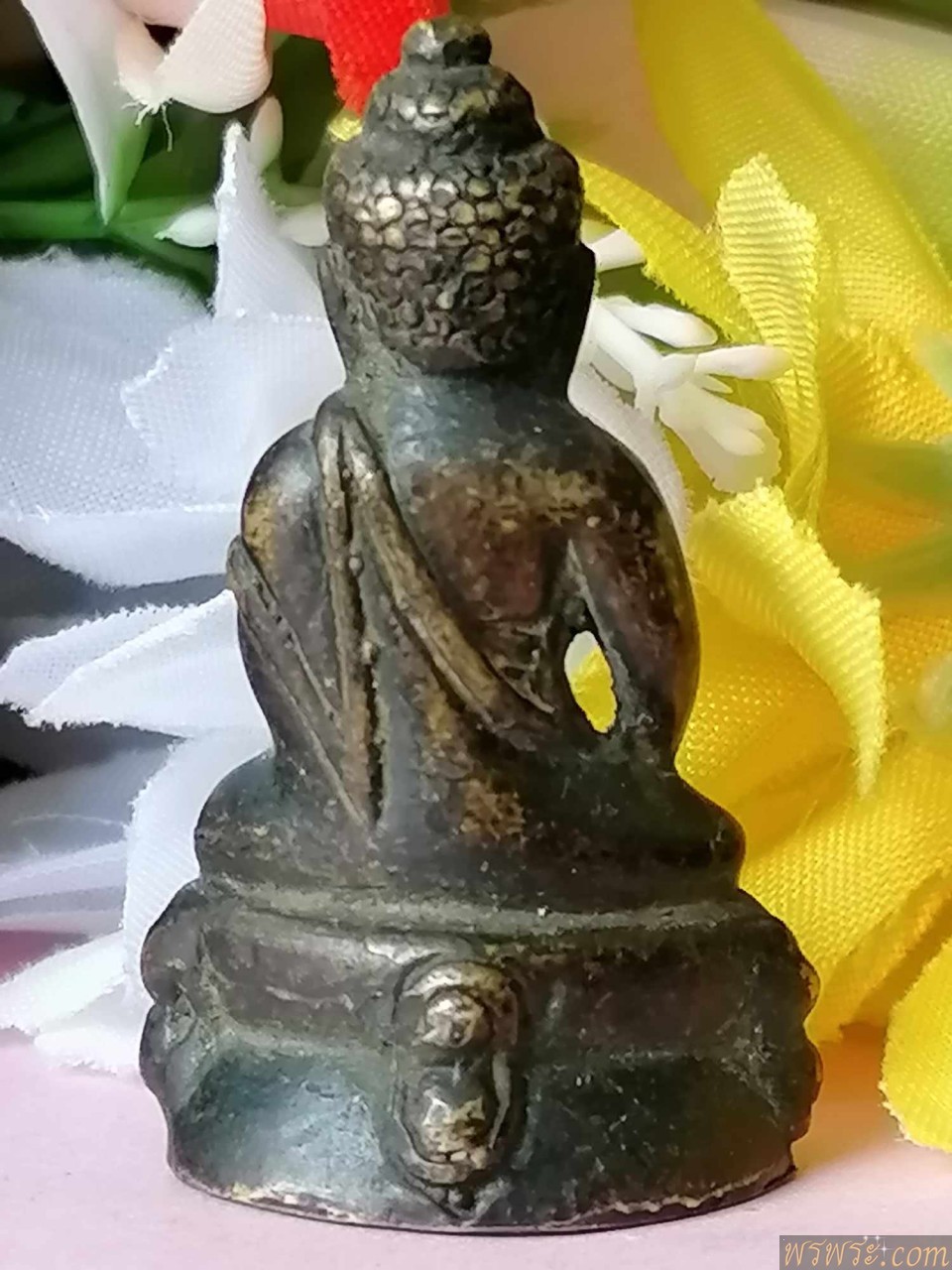 พระกริ่งปวเรศ เนื้อสำริด กริ่งดัง ก่อนปี2500