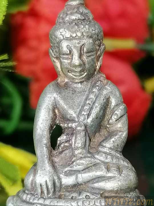 พระกริ่ง เนื้อสำริด กริ่งดัง ๑๓๓