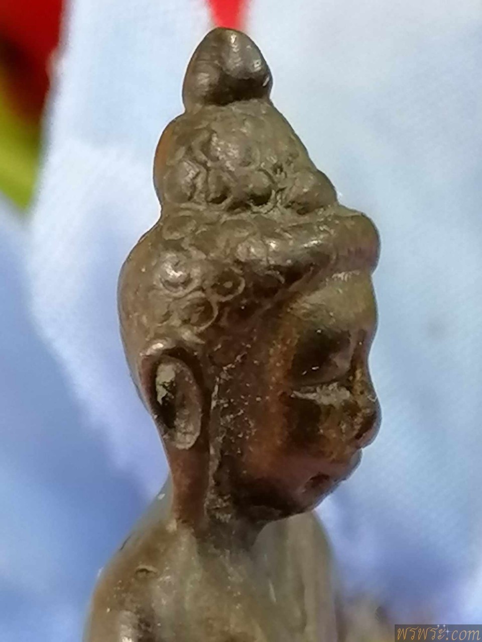 พระกริ่งปวเรศ เนื้อสำริด กริ่งดัง ก่อนปี2500 Phra Kring Pawaret，青铜材质，响亮的铃声。 Phra Kring Pawaret, qīngtóng cáizhì, xiǎngliàng de língshēng.พระกริ่งปวเรศ เนื้อสำริด กริ่งดัง