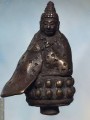 พระกริ่ง ปวเรศ เครื่องทรงจีน ตอกลาย ปางประธานพร หล่อเต็มองค์ มีแกนช่อ พบเห็นน้อยองค์ เนื้อสัมฤทธิ์ พบ1องค์ ณ.18/06/2560Phra Kring Pawaret amulet, Chinese style, stamped pattern, posture of the blessing, full casting, with a bouquet of cores, rarely seen bronze